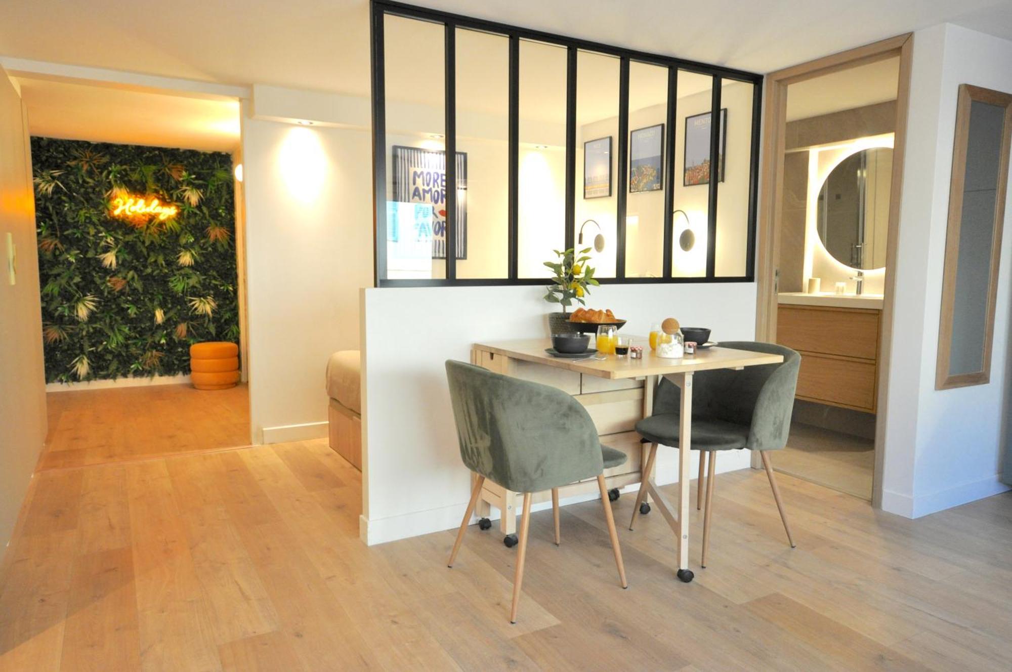 Monaco # Menton - 4 Persons - Hypercenter - Private Parking - Full Renovated - Clim - Fast Wifi - Beach And Sun 外观 照片
